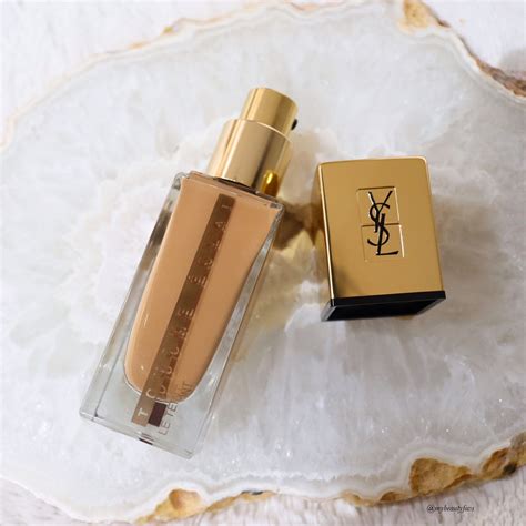 ysl beauty touche éclat fondöten|touch éclat foundation.